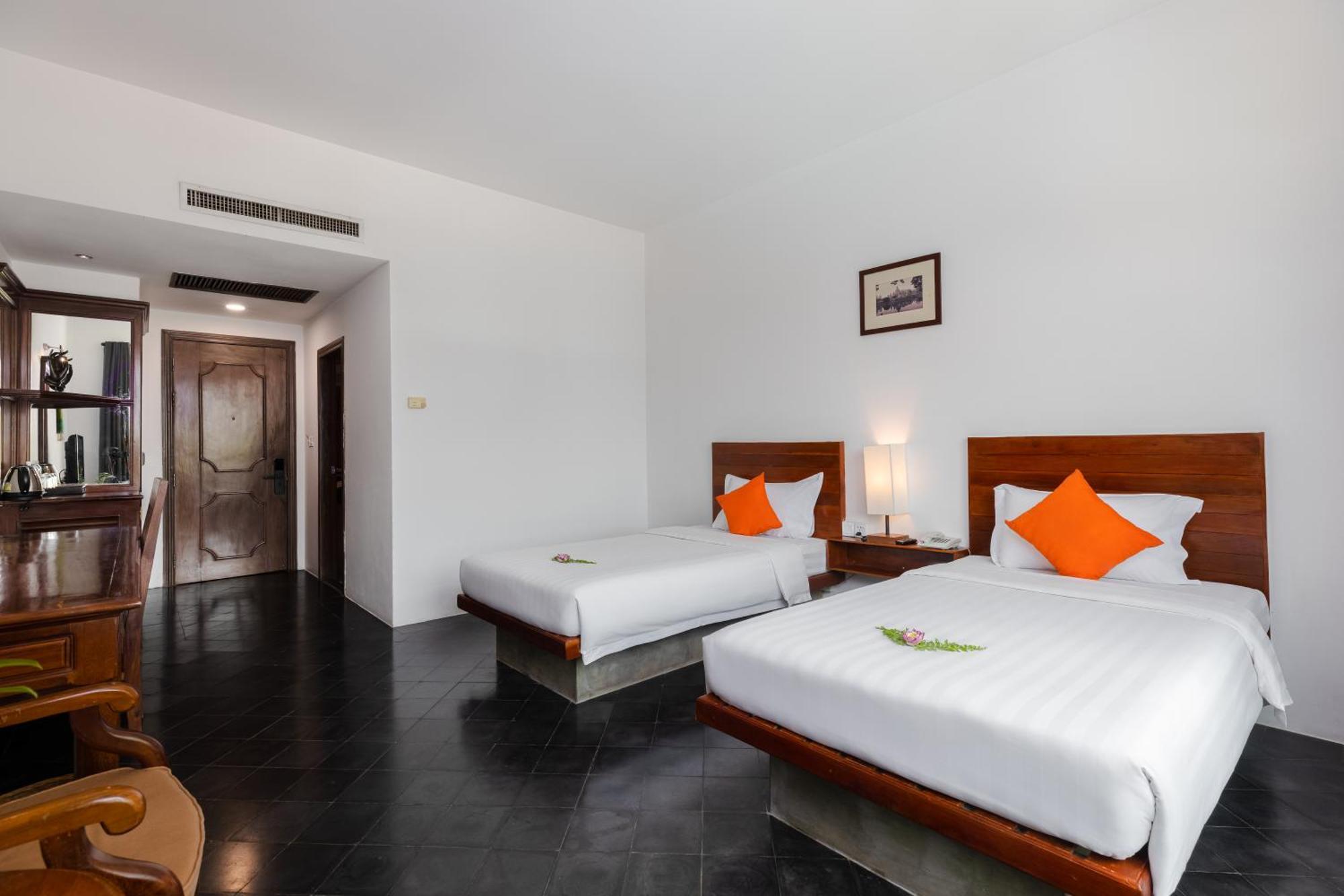 Kingdom Angkor Hotel Сием Реап Екстериор снимка
